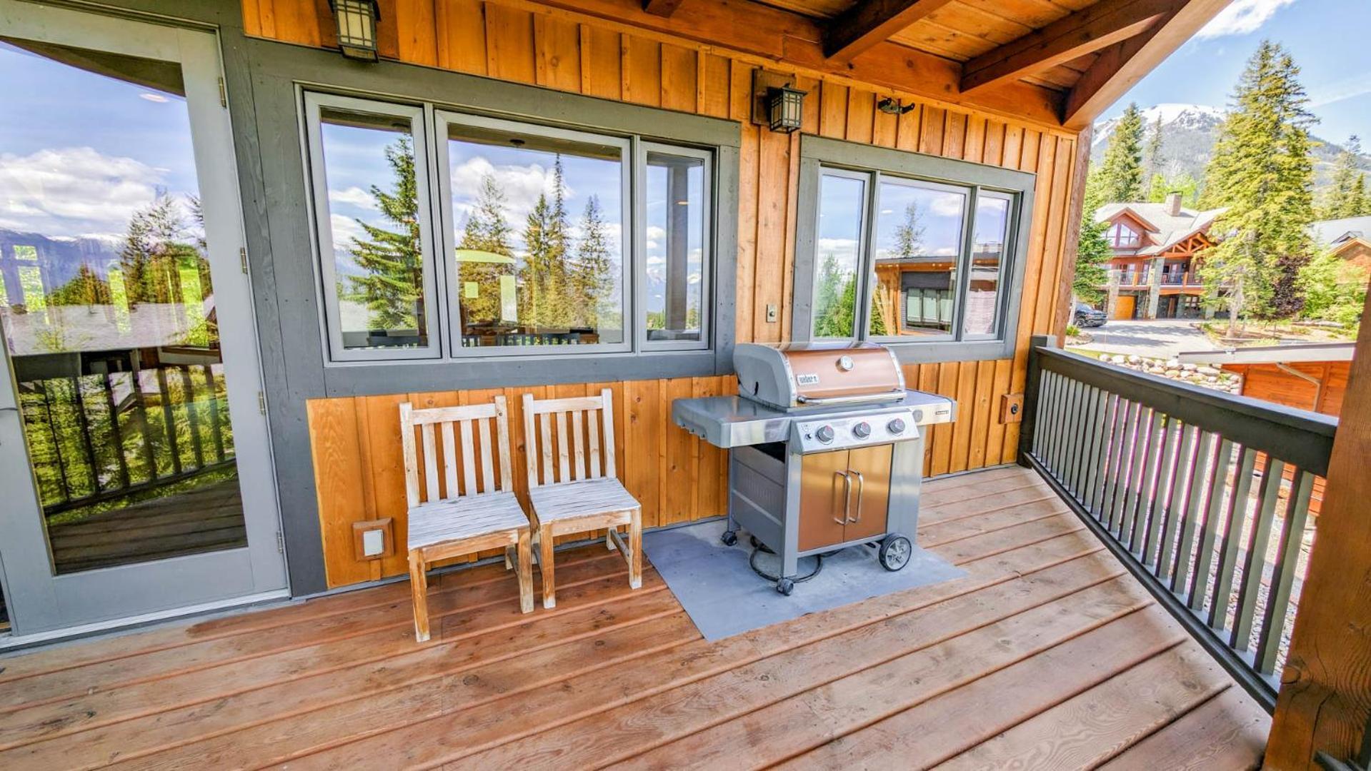Lush Mountain Accommodations غولدن الغرفة الصورة